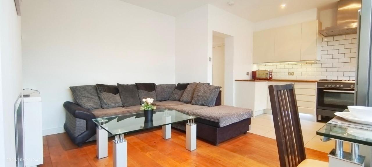 Park View Garden Villa London Exterior photo
